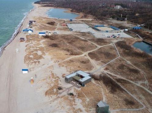 Парковка в районе пляжа "Янтарный" начинает свою работу с 15 апреля 2023 года