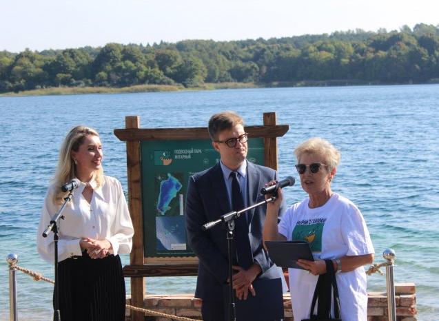 На озере в Синявино открылся подводный парк для дайвинга «Янтарный»   