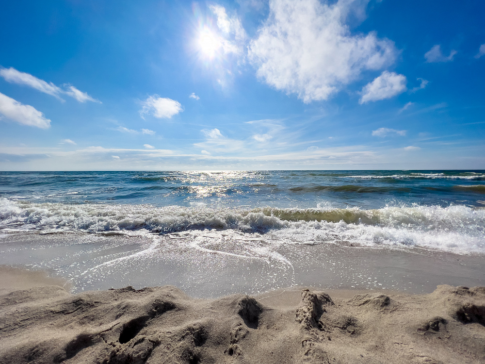 Волнующееся море в Янтарном
