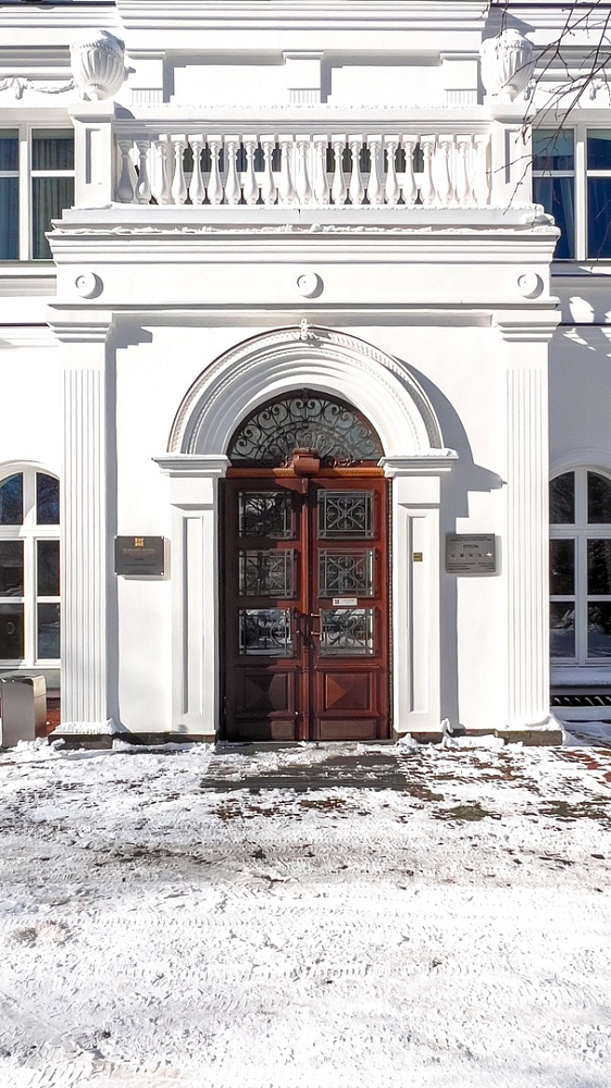 Шлосс отель в Янтарном